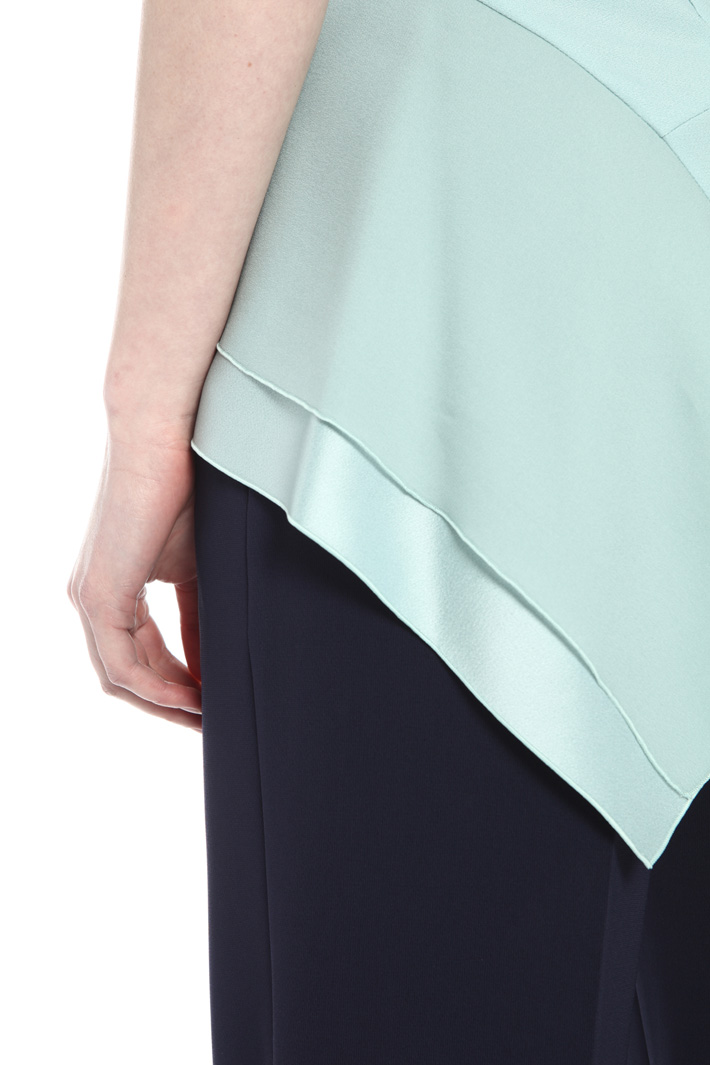 Top in envers satin con ricamo Fashion Market Top in envers satin con ricamo Fashion Market