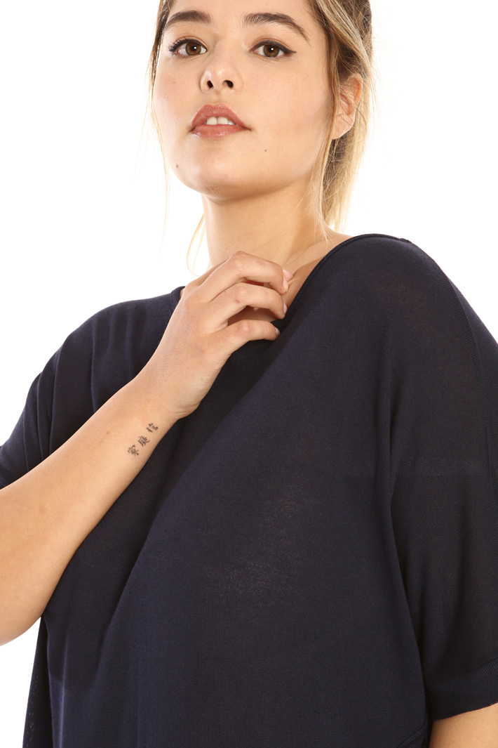 Maglia in viscosa con nappine Fashion Market Maglia in viscosa con nappine Fashion Market