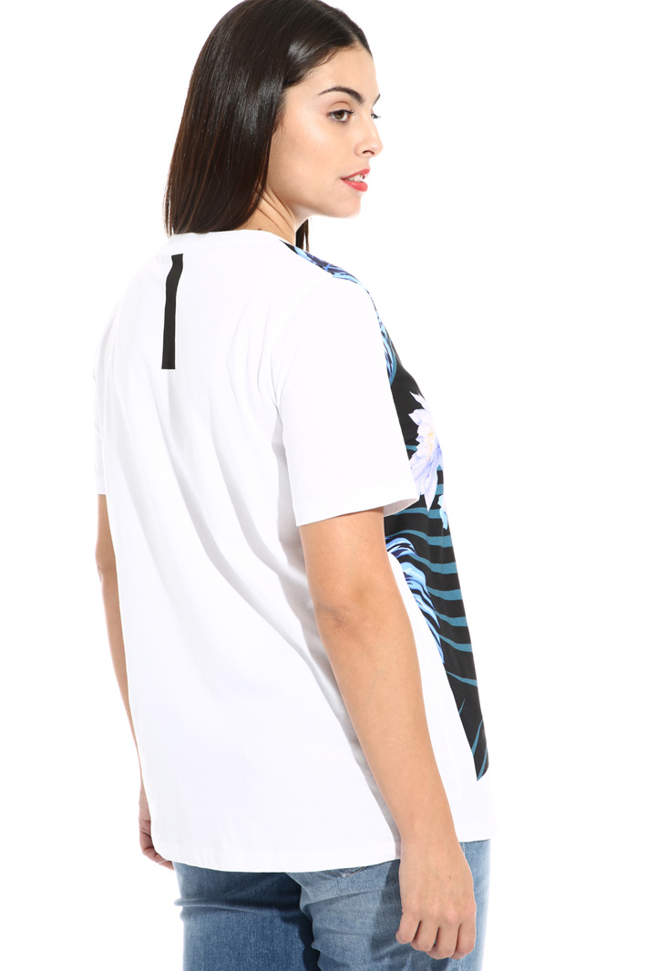 T-shirt in puro cotone Fashion Market T-shirt in puro cotone Fashion Market