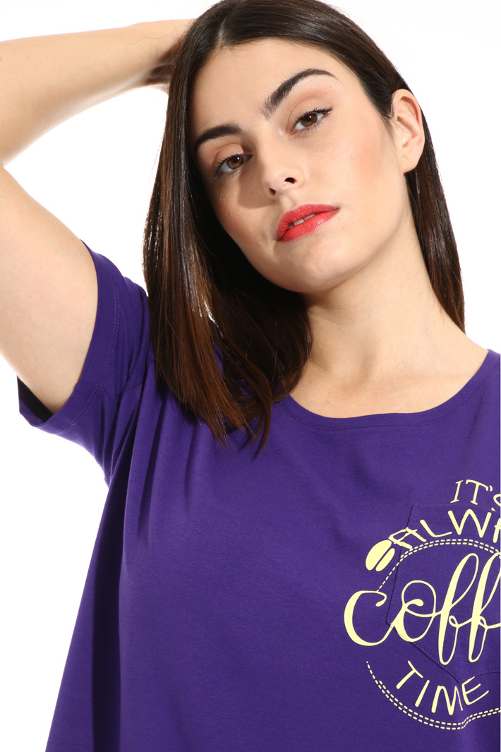 T-shirt in jersey di cotone T-shirt in jersey di cotone