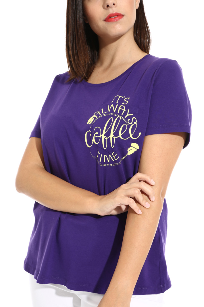 T-shirt in jersey di cotone T-shirt in jersey di cotone