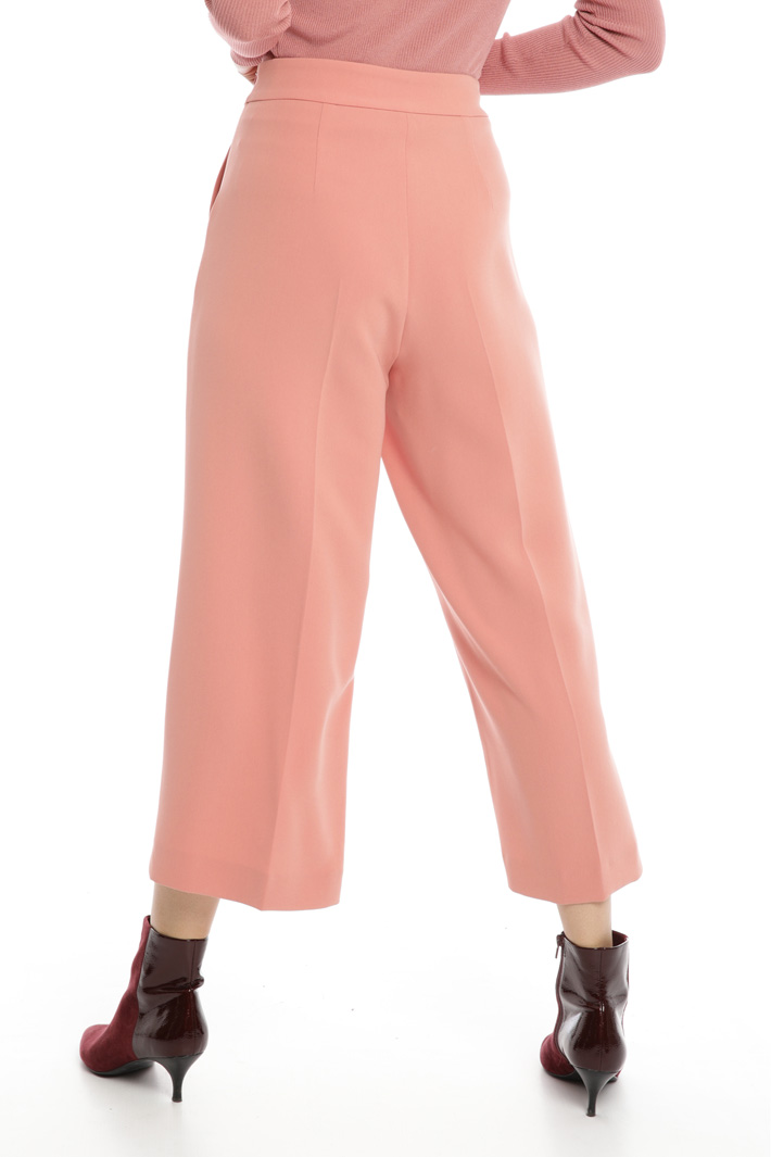 Pantaloni cropped fluidi Fashion Market Pantaloni cropped fluidi Fashion Market