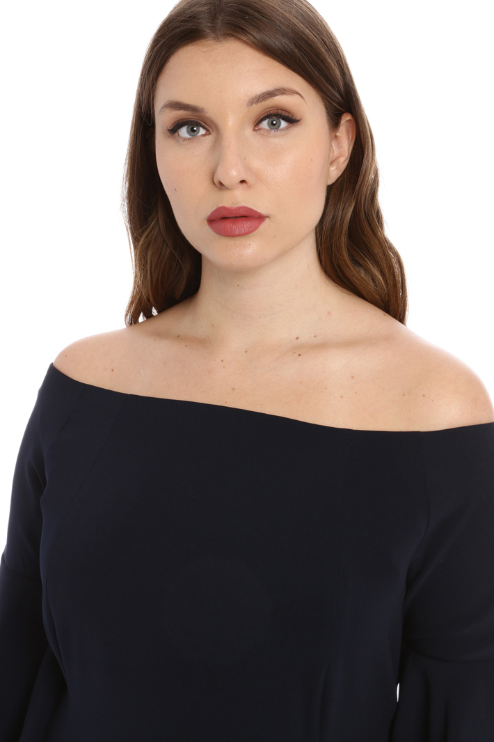 Abito off shoulder a tubino Fashion Market Abito off shoulder a tubino Fashion Market