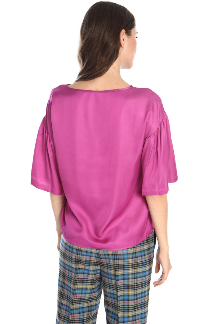 Blusa fluida in raso Fashion Market Blusa fluida in raso Fashion Market