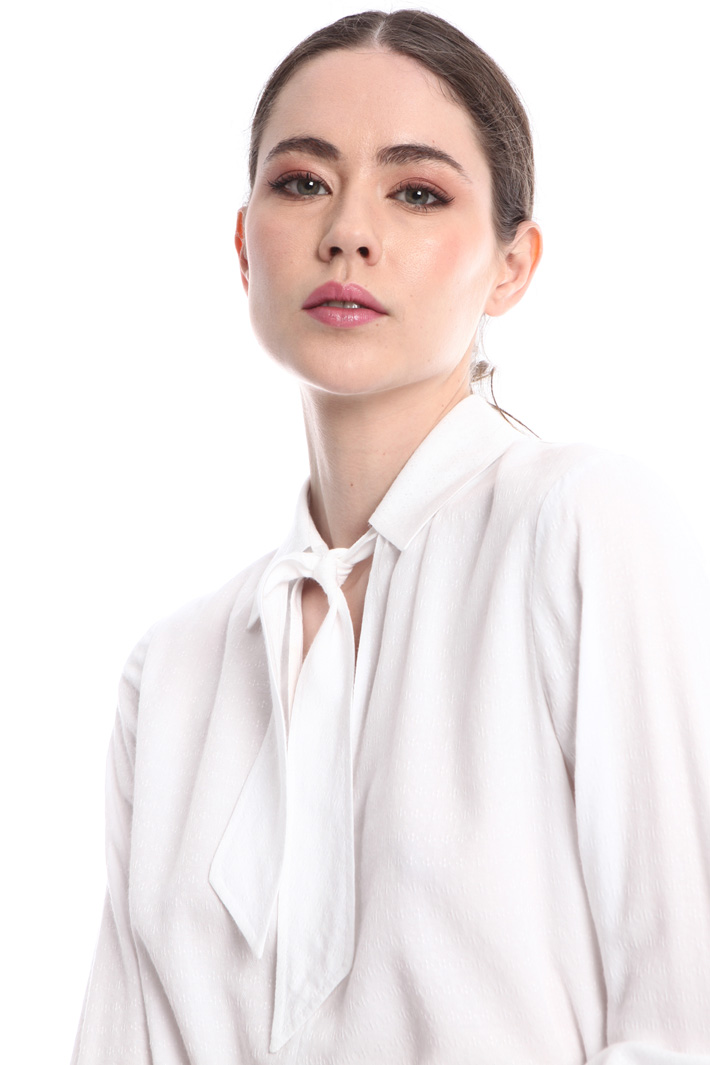 Camicia con collo a fiocco Fashion Market Camicia con collo a fiocco Fashion Market