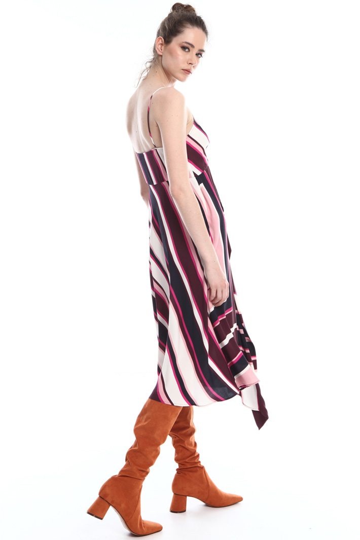Abito midi con volant Fashion Market Abito midi con volant Fashion Market