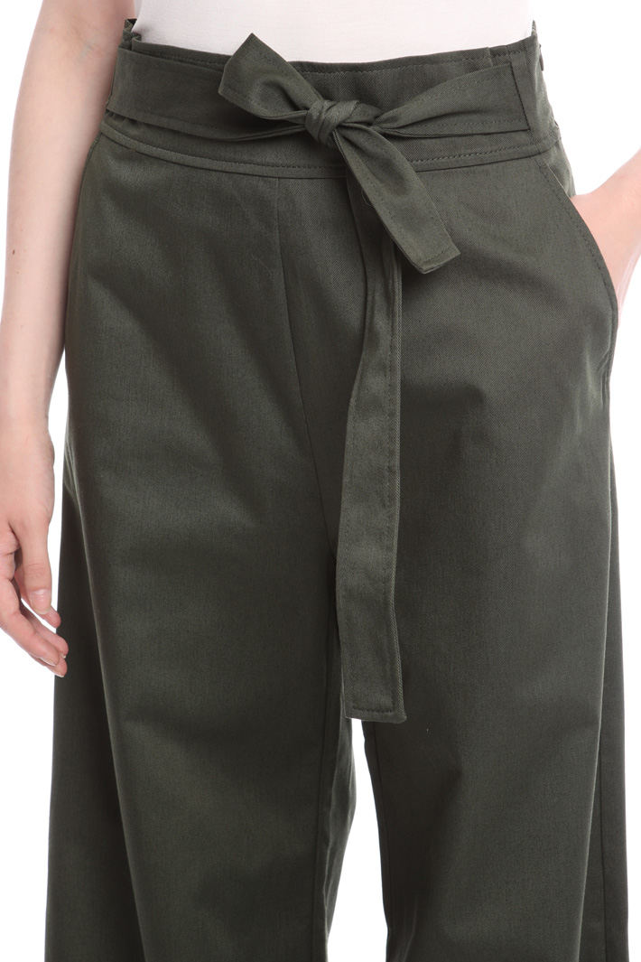 Pantaloni svasati in gabardina Fashion Market Pantaloni svasati in gabardina Fashion Market