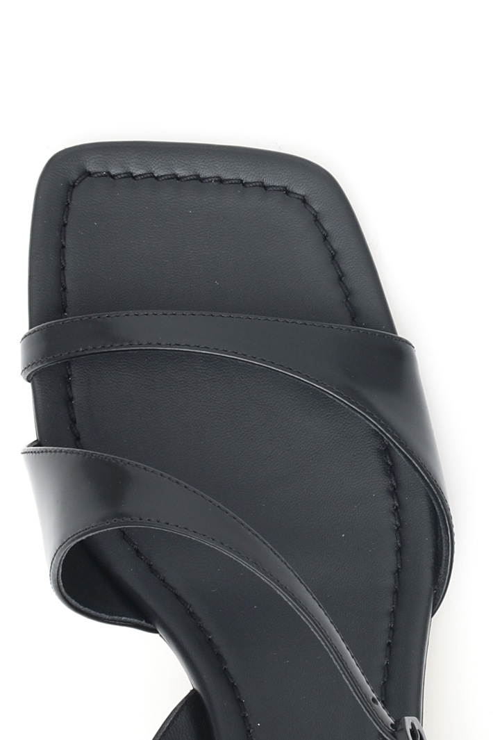 Sandali in pelle lucida Fashion Market