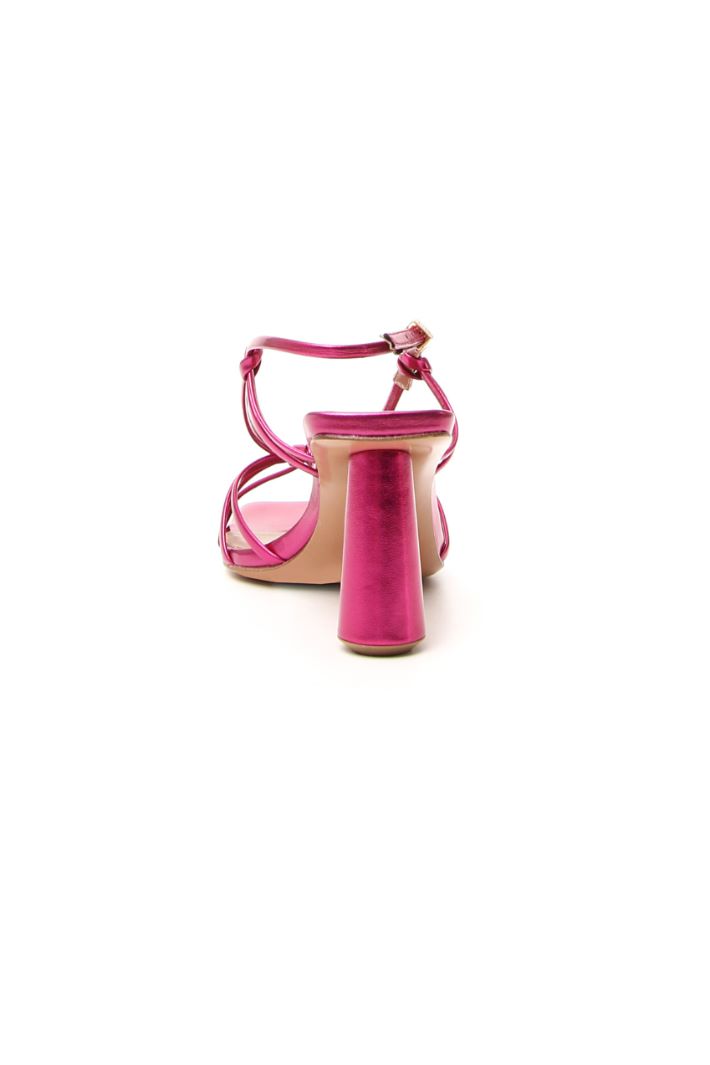 Sandali laminati con nodo Fashion Market
