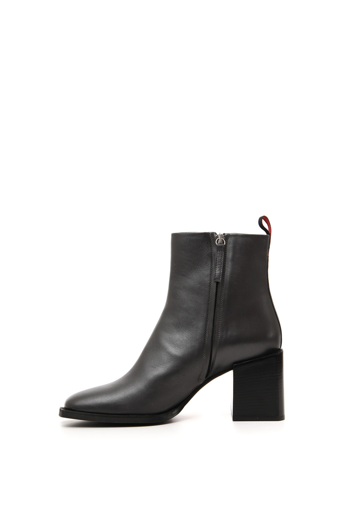 Stivaletti in pelle laminata Fashion Market