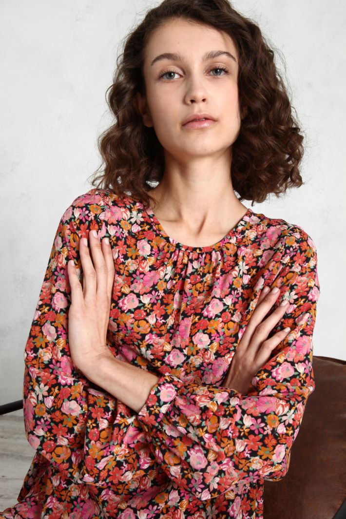 Blusa in crêpe di seta Fashion Market Blusa in crêpe di seta Fashion Market