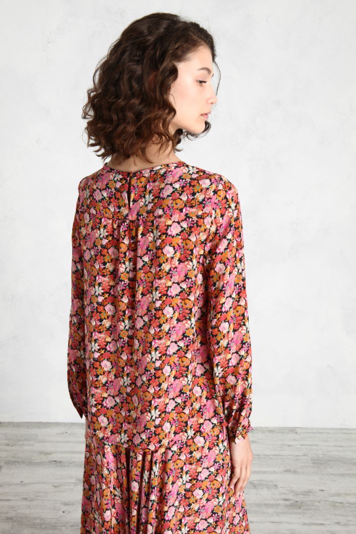 Blusa in crêpe di seta Fashion Market Blusa in crêpe di seta Fashion Market