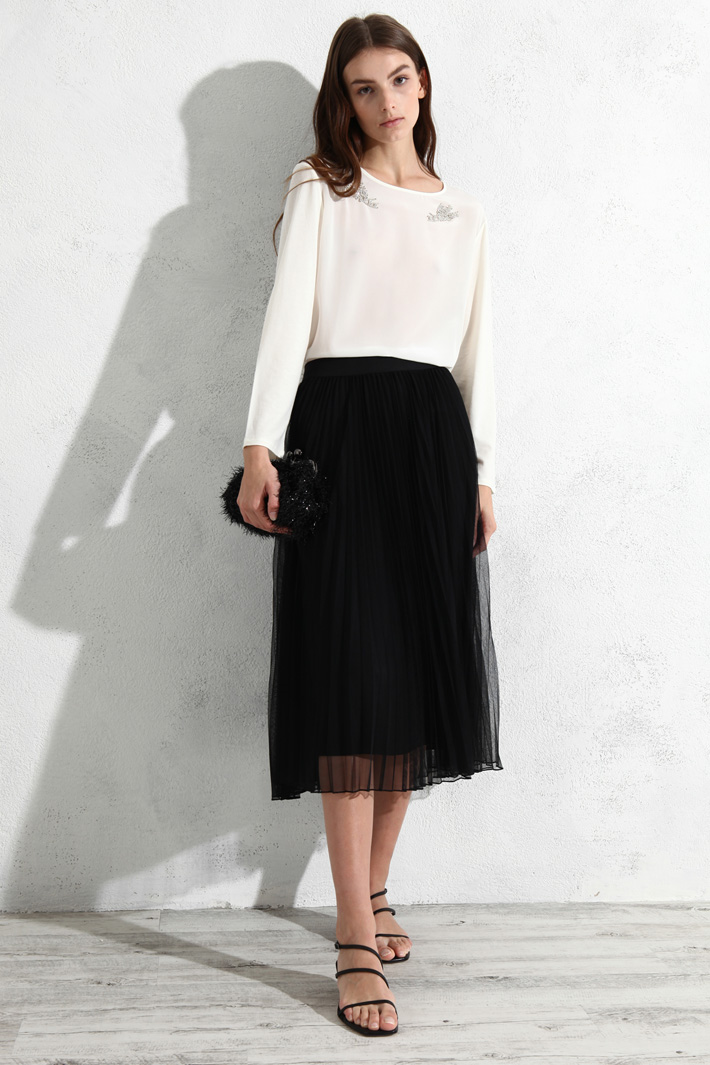 Top con ricamo Fashion Market