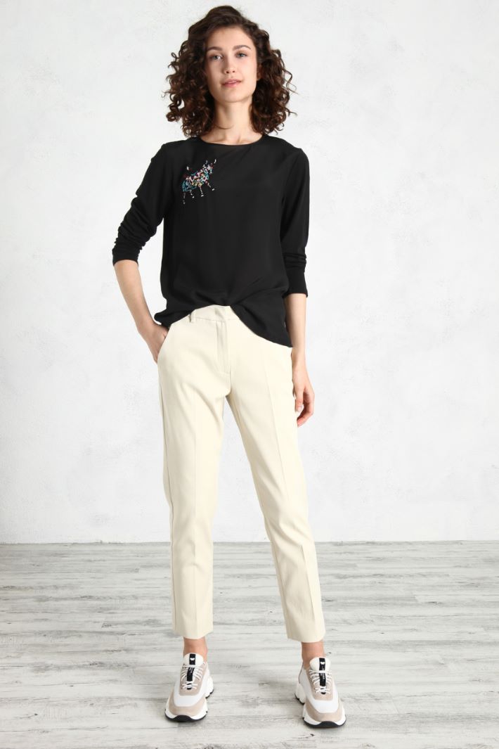 Top con ricamo Fashion Market