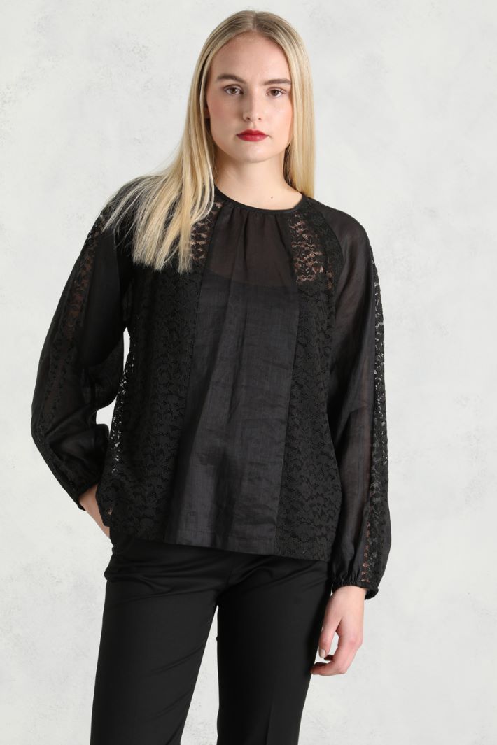 Blusa in tela e pizzo Fashion Market