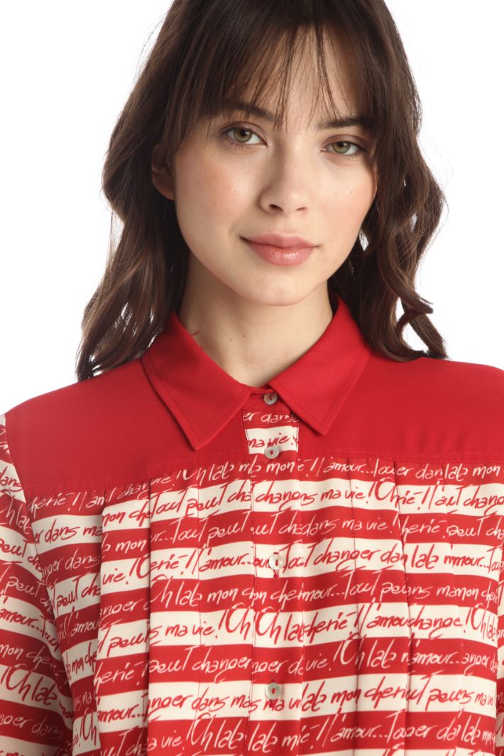 Blusa in crêpe a fantasia Fashion Market Blusa in crêpe a fantasia Fashion Market