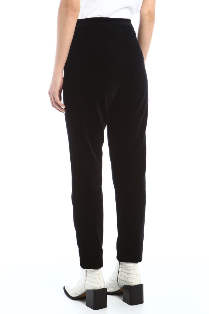 Pantaloni slim in velluto Fashion Market Pantaloni slim in velluto Fashion Market