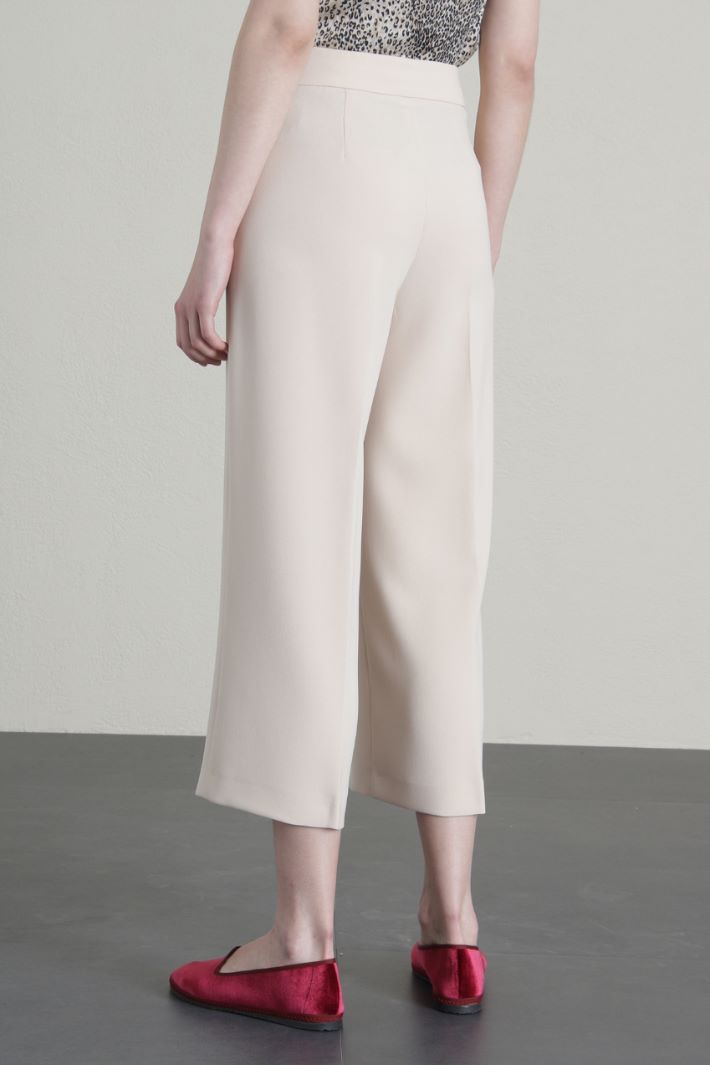 Pantaloni cropped in cady Fashion Market