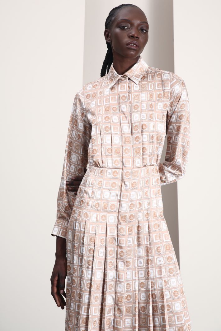 Abito in twill stampato Fashion Market Abito in twill stampato Fashion Market