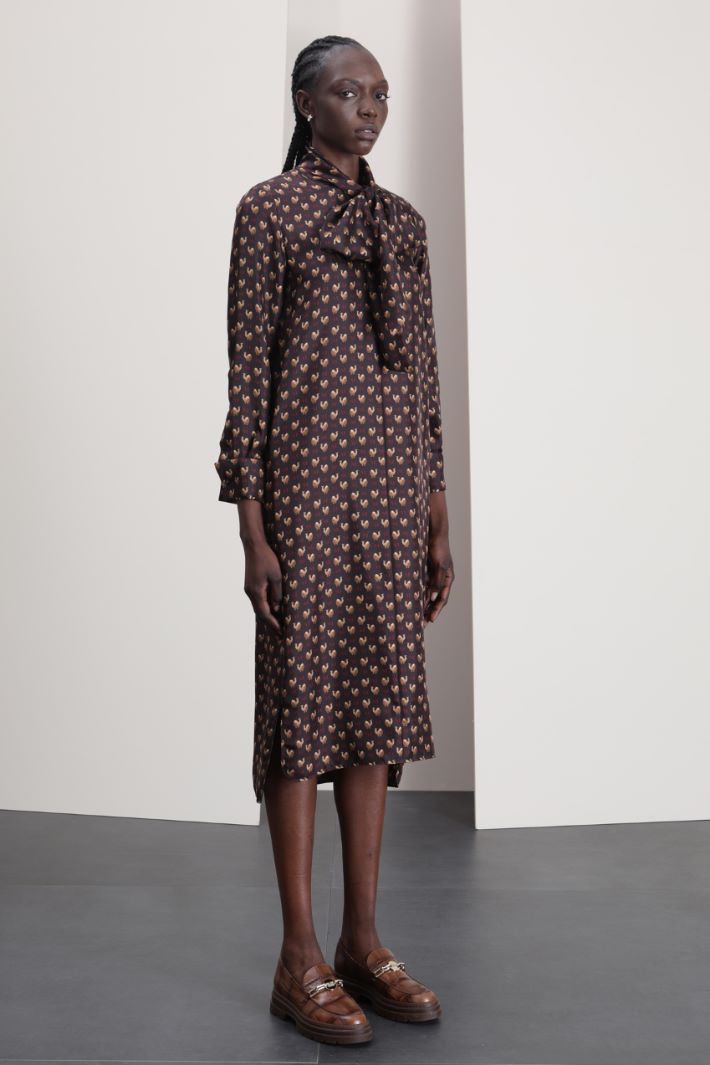 Abito in twill di pura seta Fashion Market Abito in twill di pura seta Fashion Market