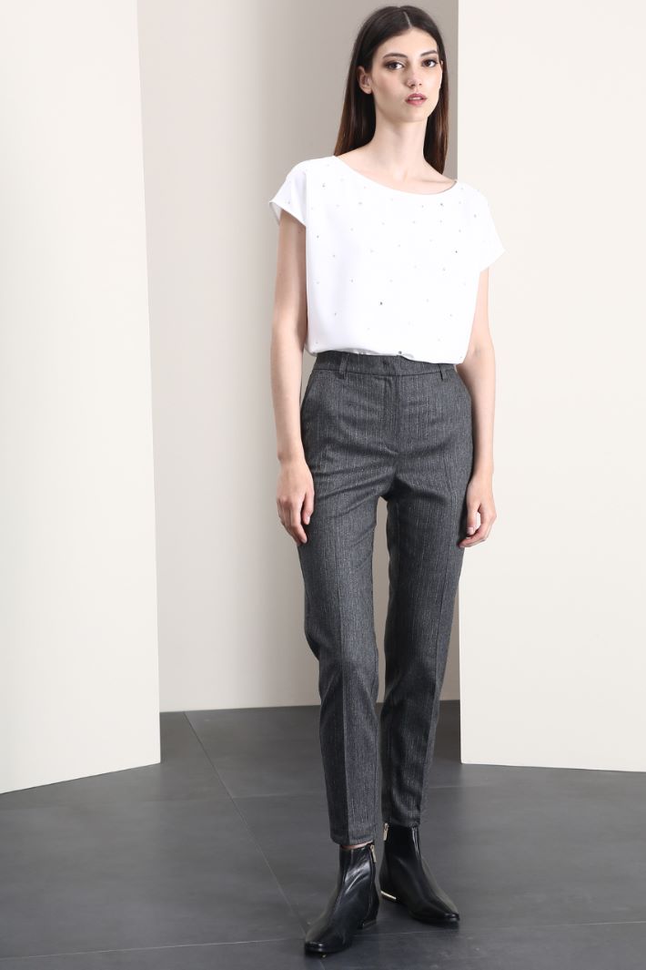 Pantaloni in viscosa e lana Pantaloni in viscosa e lana