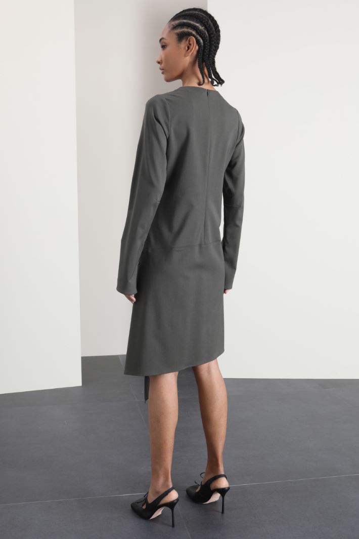 Abito con drappeggio in lana Fashion Market Abito con drappeggio in lana Fashion Market