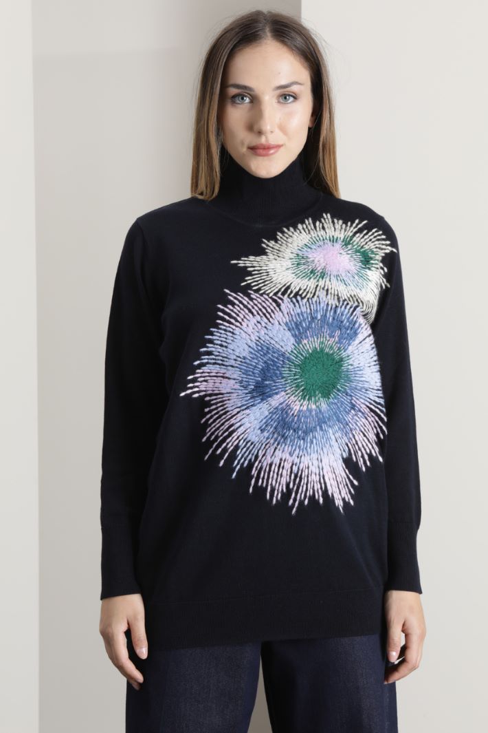 Dolcevita con ricamo Fashion Market