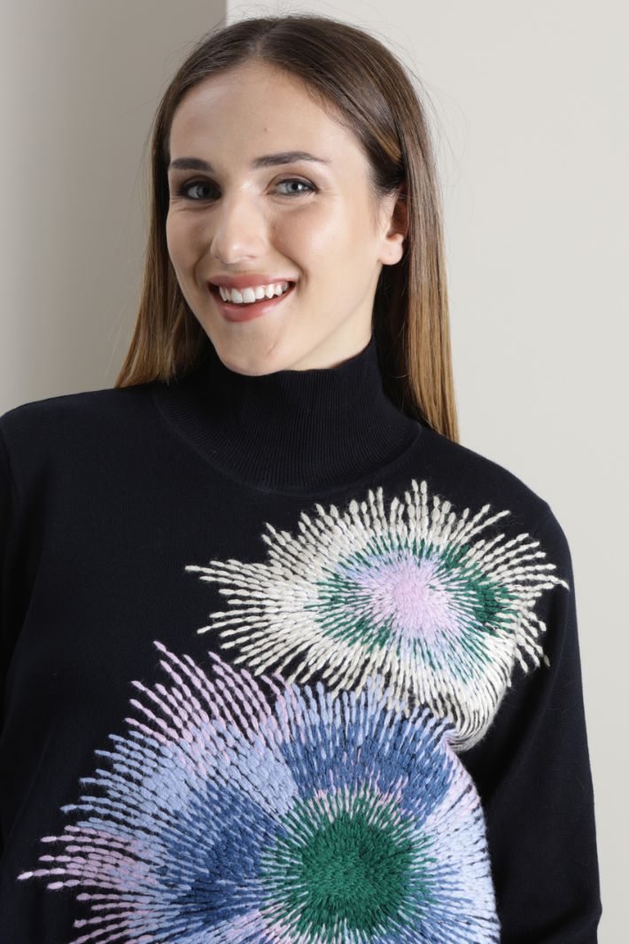 Dolcevita con ricamo Fashion Market