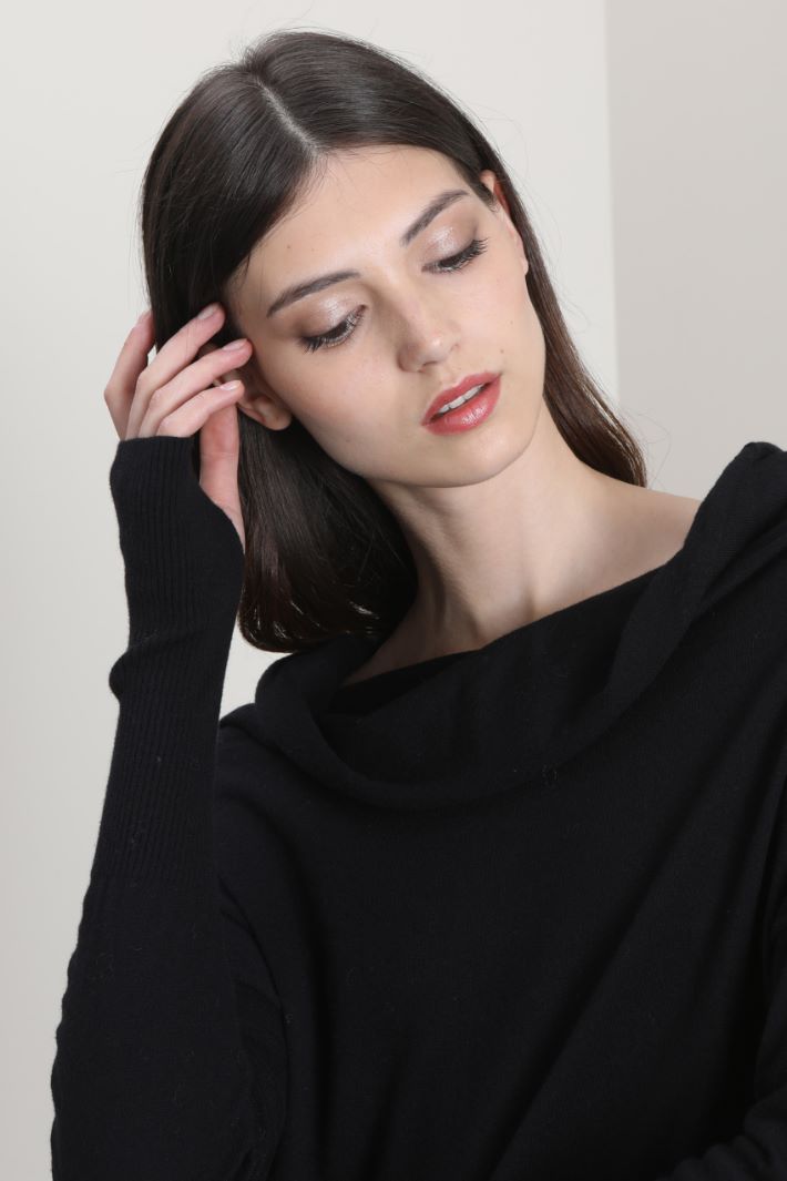 Maglia con collo drappeggiato Fashion Market Maglia con collo drappeggiato Fashion Market