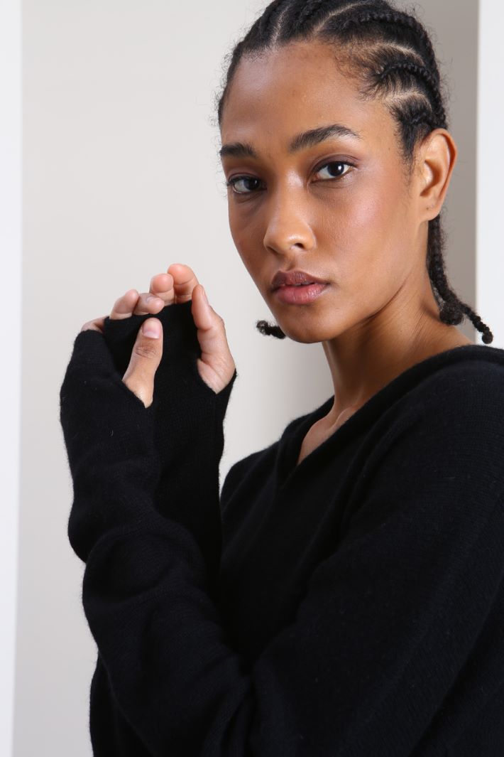 Maglia con cappuccio Fashion Market Maglia con cappuccio Fashion Market