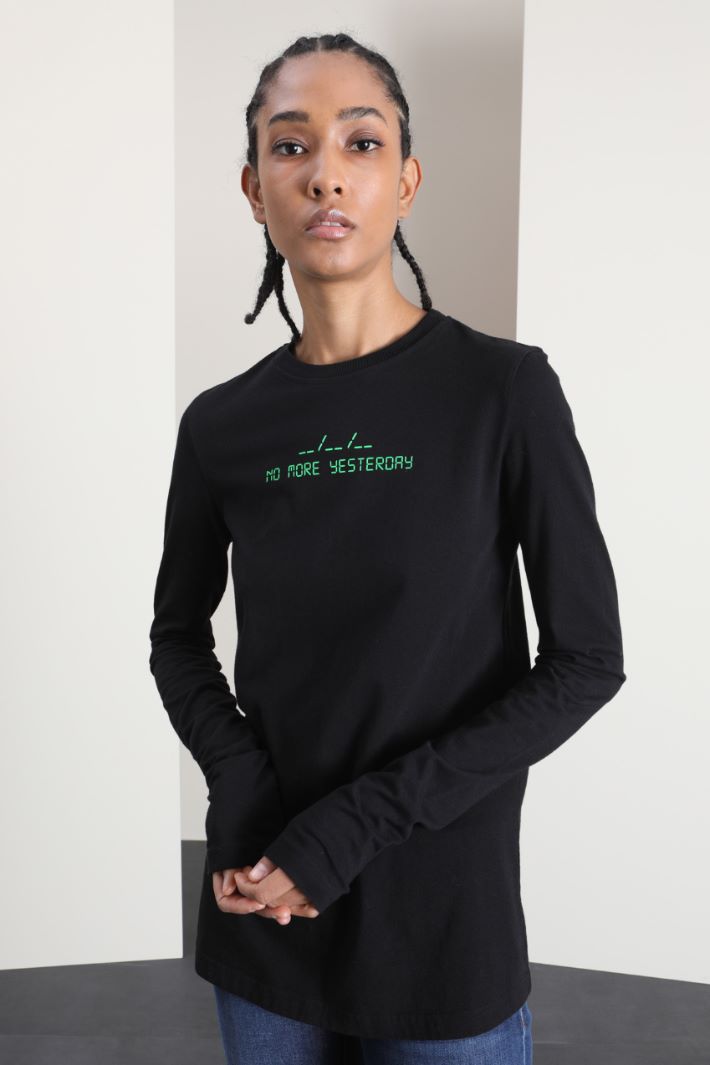 T-shirt in jersey con stampa Fashion Market T-shirt in jersey con stampa Fashion Market