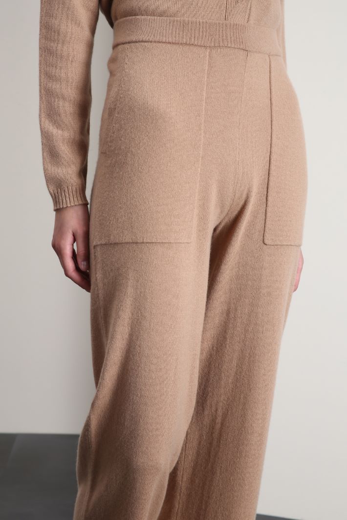 Pantaloni morbidi in maglia Fashion Market