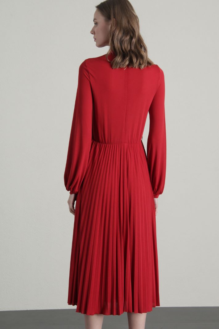 Abito in jersey plissé Fashion Market Abito in jersey plissé Fashion Market