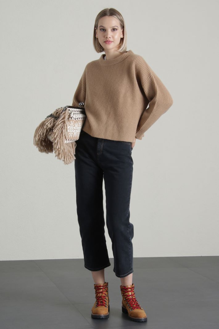 Maglia a coste in cashmere Fashion Market Maglia a coste in cashmere Fashion Market