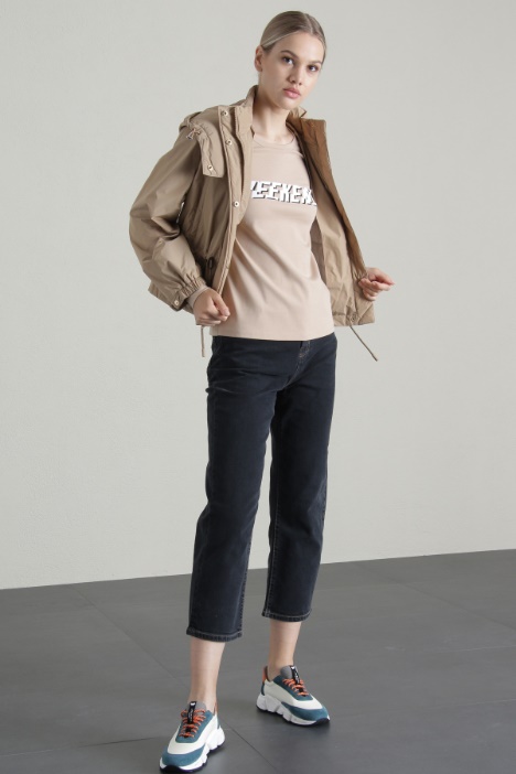 T-shirt in cotone con stampa Fashion Market