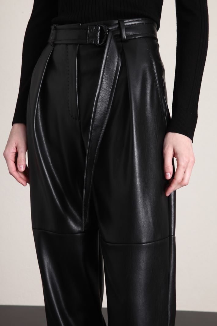 Pantaloni baggy in similpelle Fashion Market