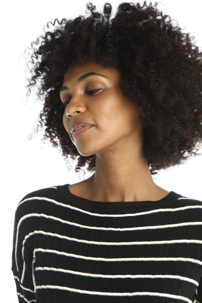 Maglia con fondo asimmetrico Fashion Market Maglia con fondo asimmetrico Fashion Market