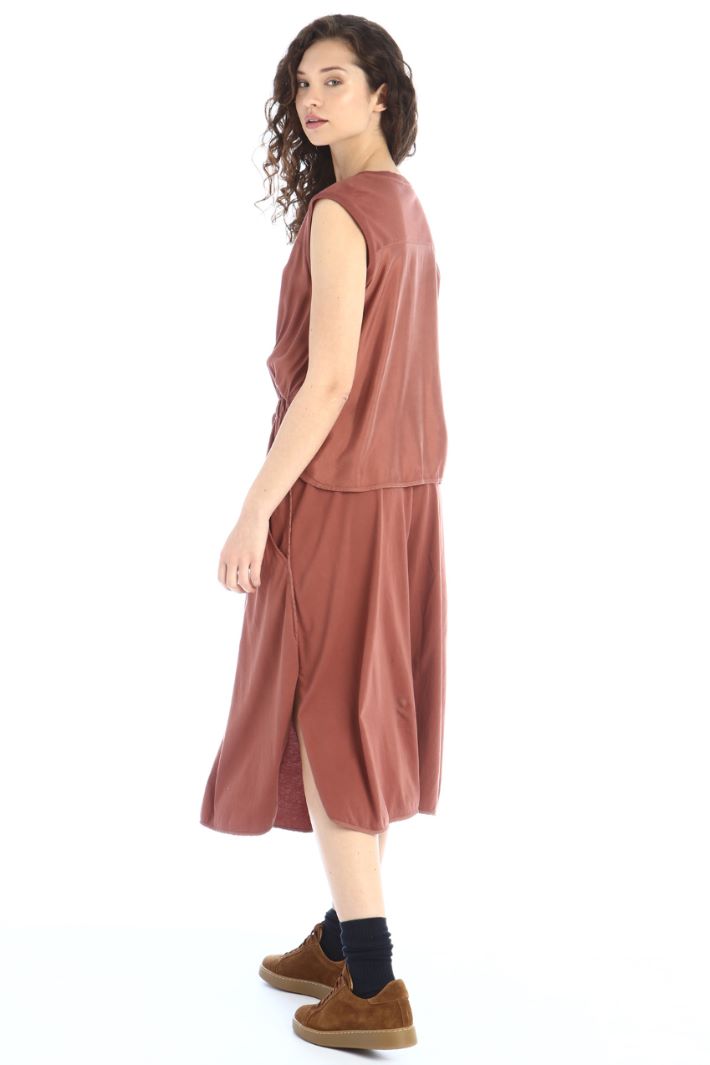 Abito con apertura sul retro Fashion Market Abito con apertura sul retro Fashion Market