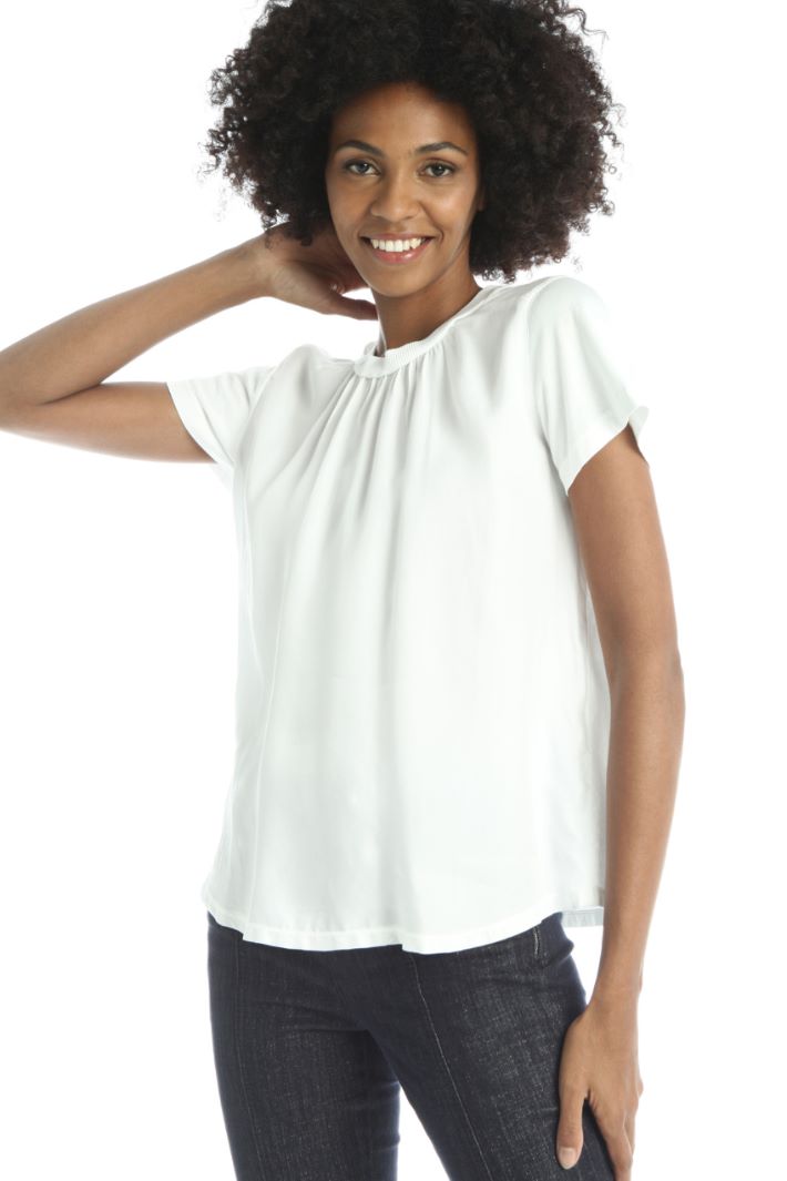 T-shirt in twill e jersey Fashion Market T-shirt in twill e jersey Fashion Market