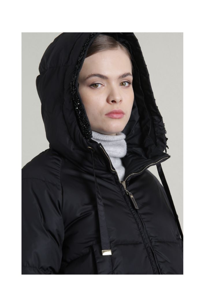 Bordo cappuccio ricamato Fashion Market