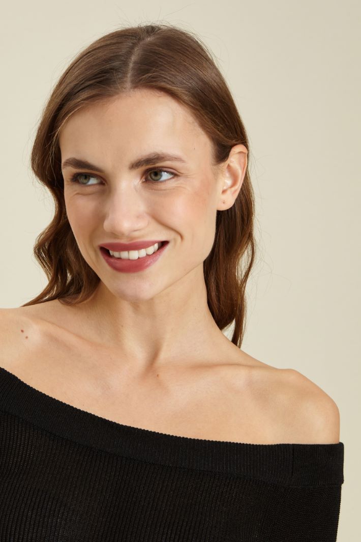 Maglia con scollo a barchetta Fashion Market