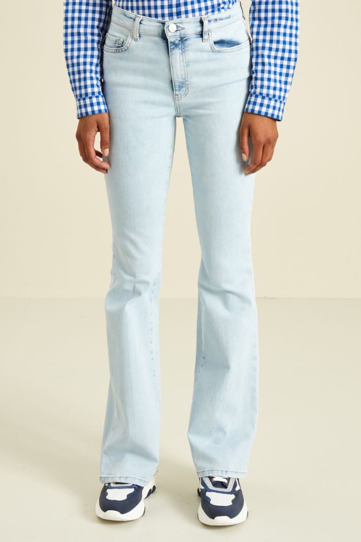 Jeans a trombetta Fashion Market