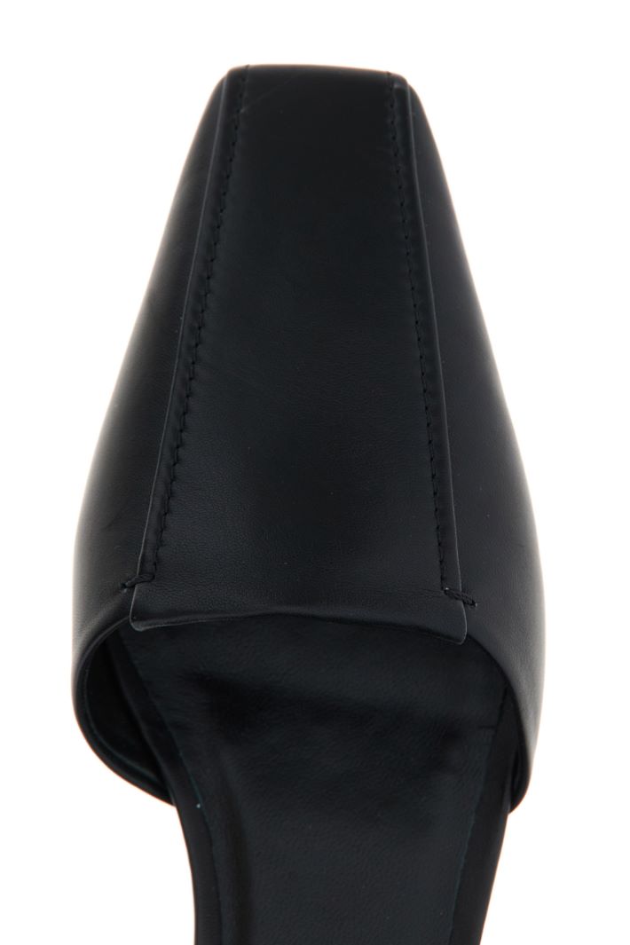 Sandali in pelle con cinturino Fashion Market