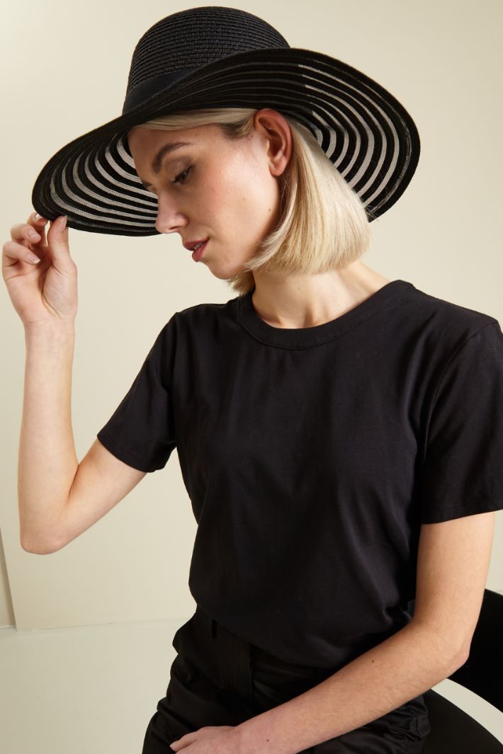 Cappello in rafia e tulle Fashion Market Cappello in rafia e tulle Fashion Market