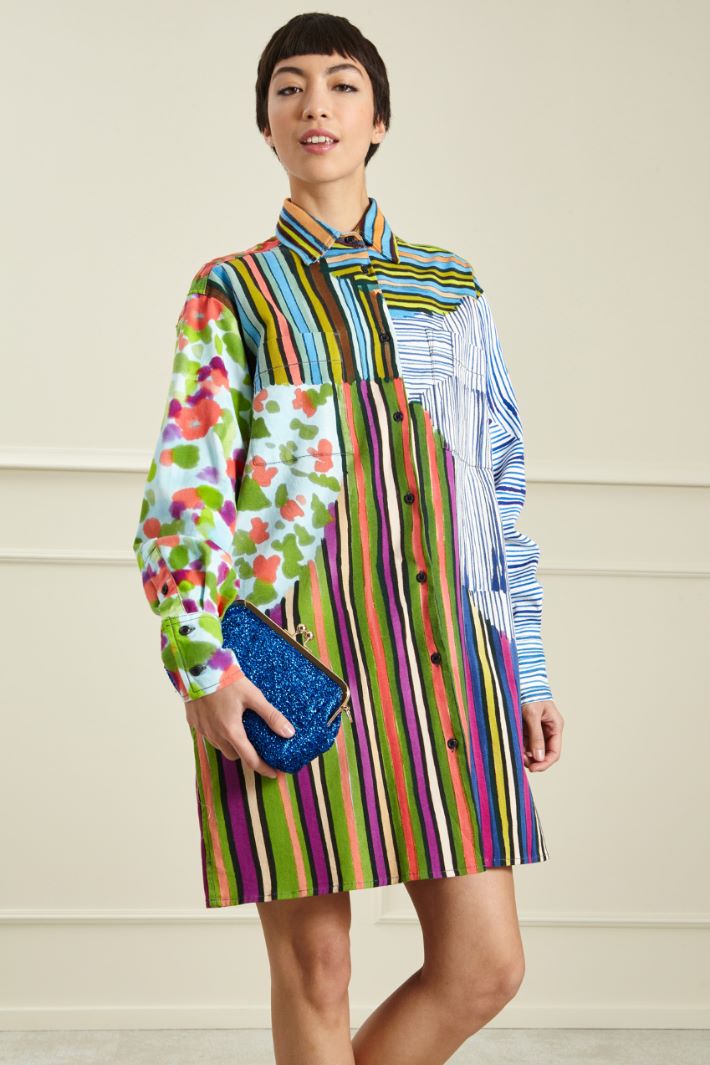 Clutch in fibra metallizzata Fashion Market