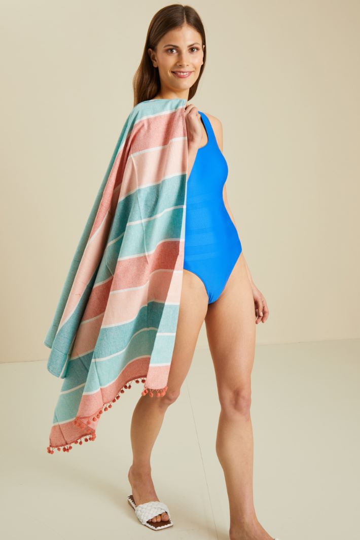Telo mare con pon pon Fashion Market