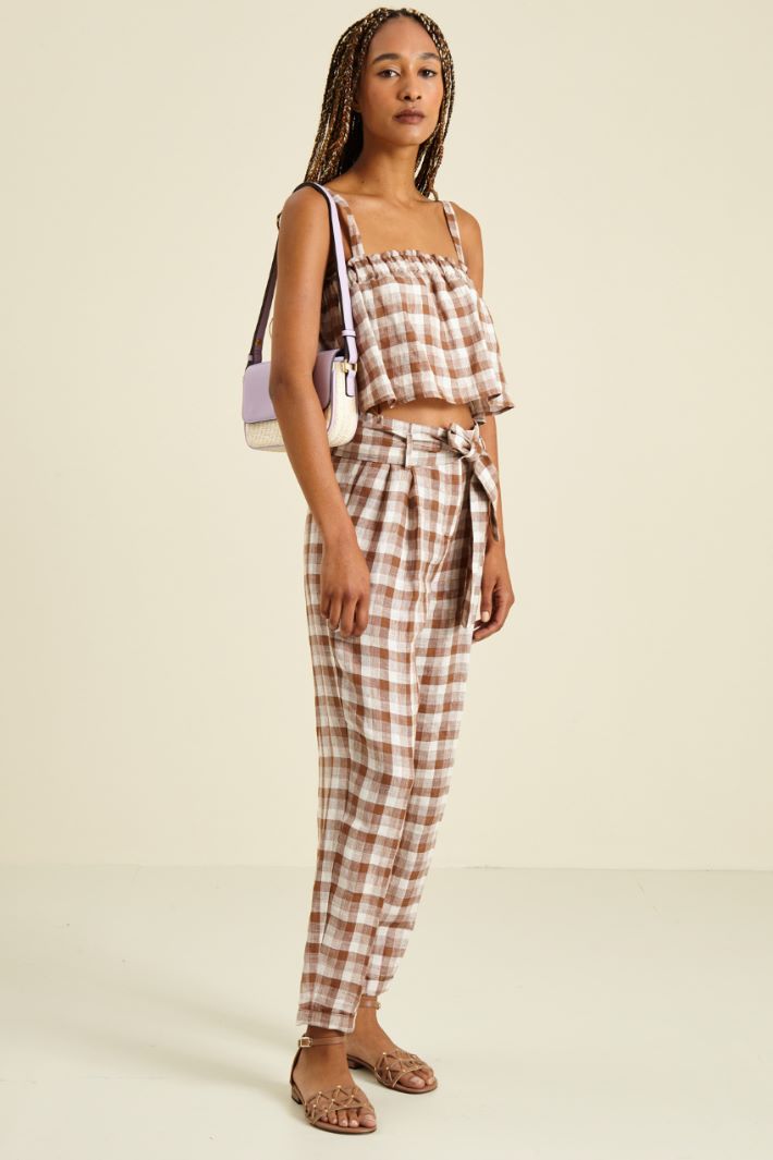 Top corto in lino Fashion Market