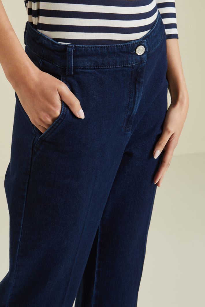 Jeans gamba dritta sfrangiati Fashion Market