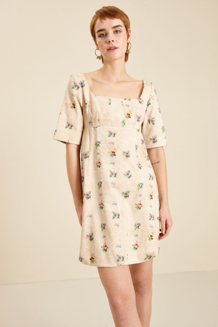 Abito con orlo a palloncino Fashion Market