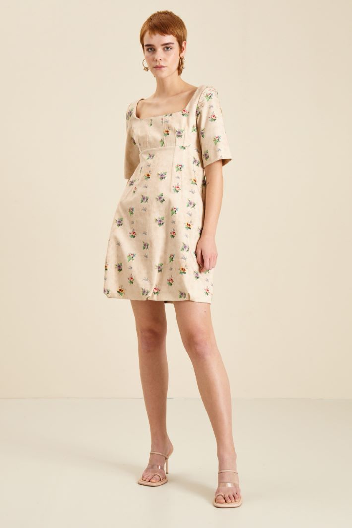 Abito con orlo a palloncino Fashion Market